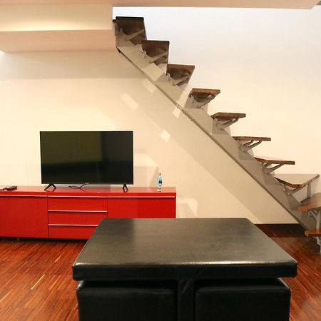 Cozy & Large Loft Famagosta Appartement Milaan Buitenkant foto